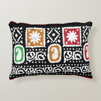 Indische Kultur: Traditionelles Kunstdesign Dekokissen