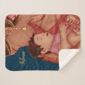 Indische Mutter, die ihr Baby mit Henna hält Sherpadecke (Vorderseite (Horizontal))