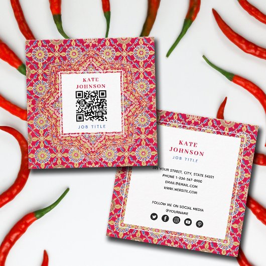 Indische Red Geometric QR Code Social Media Icons Quadratische Visitenkarte