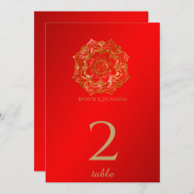 Indische Tischnummer in Rot und Gold-Blume