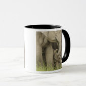 Indischer/asiatischer Elefant und junger Mann,Corb Tasse (VorderseiteRechts)