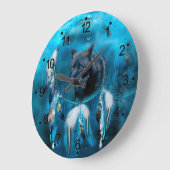 Indischer Wolfträumer mit ethnischen Ornamenten Große Wanduhr (Winkel)