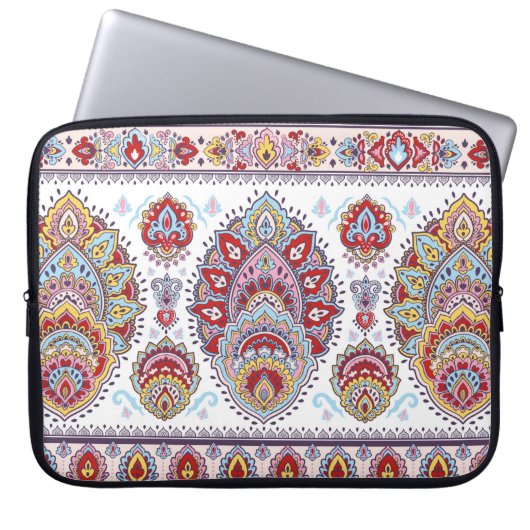 Indisches Blumenpaisley-Medaillon-Muster. Ethnic M Laptopschutzhülle (Vorderseite)