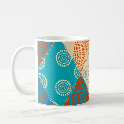 Indisches Patchwork nahtloses Vintage-Design. Kaffeetasse (Links)
