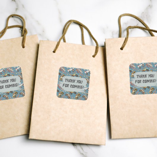 Individuell anpassbare Monster Trucks Racing Birth Quadratischer Aufkleber