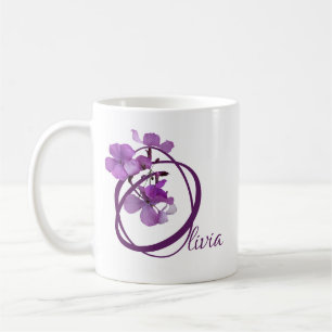 Individuell anpassbarer Olivia-Name hübsche lila B Kaffeetasse