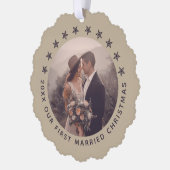 Individuell gestaltete Erste Verheiratete Weihnach Ornament Karte (Links)