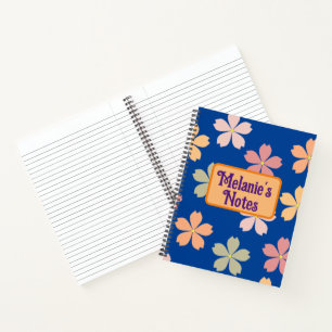 Individuell gestaltetes florales Notizbuch mit bla