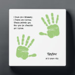 Individuelle Name Age Kid Handprint Fotoplatte<br><div class="desc">Ein wunderbares Geschenk,  wenn Sie einen Handdruck ihres Kindes zu benutzen haben. Ein persönliches Geschenk für Mama. Personalisieren Sie mit einem Namen und Alter. Ein besonderes Gedicht für Mama inklusive.</div>