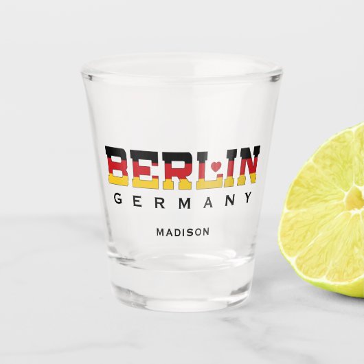 Individuelle Name Berlin Deutschland Schnapsglas (Vorderseite)