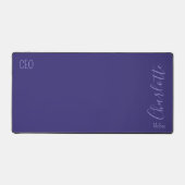 Individuelle Name Beruflich Titel Modernes Lila Schreibtischunterlage (Vorderseite)