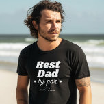Individuelle Name Bester Vater nach Par Retro Cool T-Shirt<br><div class="desc">Mit diesem individuelle Name-Shirt erhalten Sie ein "hole-in-one"-Geschenk für den Vater! Retro cooles Design für den besten Vater Par. Swing in Style auf dem Platz!</div>