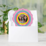 Individuelle Name besties Friends Gigant Paper Orn Ornament Karte<br><div class="desc">Individuelle Name Foto besticht Freundinnen Papier Ornament. Geschenkidee für Freunde,  Bestien,  beste Freundin ,  beste Freunde,  Mädchen,  Frauen,  Mütter zum Geburtstag,  Weihnachten,  Schule,  Universität,  Abschluss,  Niedlich hübsches Rosa,  Gelb,  grüne Regenbogenzirkel Ornament. Einfache Papierschmuck aus Foto. Fügen Sie Ihren eigenen Text,  Foto,  Jahr,  Namen hinzu.</div>