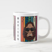 Individuelle Name Bigfoot Jumbo-Tasse (Rechts)