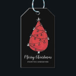 Individuelle Name Black Red Christmas Tree Geschenkanhänger<br><div class="desc">Diese einfachen Gift Tags sind mit einem niedlichen roten Aquarell Weihnachtsbaum auf schwarz dekoriert. Der gesamte Text ist anpassbar. Weil wir unsere eigenen Kunstwerke erstellen,  werden Sie dieses exakte Bild von anderen Designern nicht finden. Original Wasserfarbe © Michele Davies.</div>