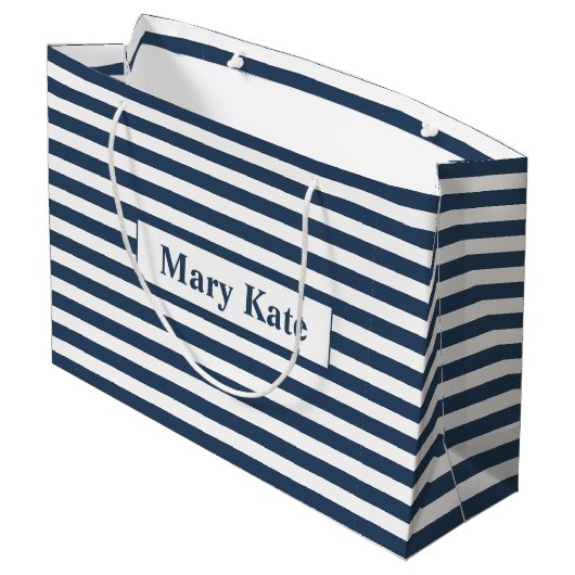 Individuelle Name Blau/Weiße Streifen Große Geschenktüte (Rückseite Schrägansicht)