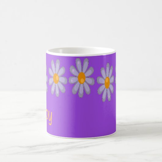 Individuelle Name blauer Blumen auf lila Kaffeetasse (Mittel)