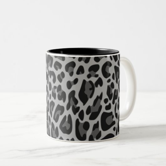 Individuelle Name Classic Leopard Print Design Val Zweifarbige Tasse (VorderseiteRechts)