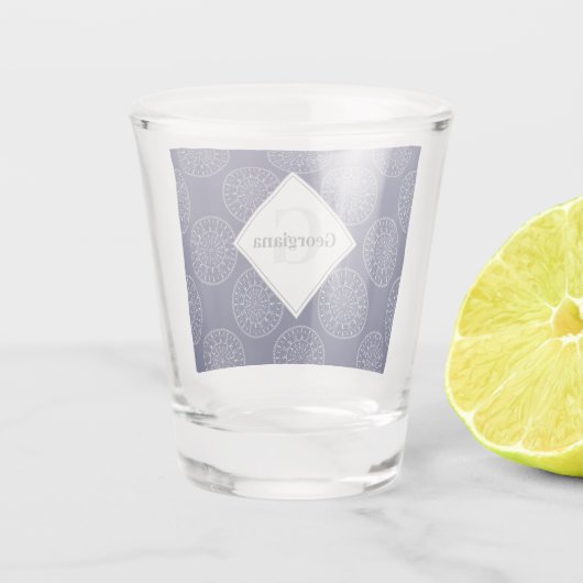 Individuelle Name Ditsy Winter Snow Angels Snowmen Schnapsglas (Rückseite)