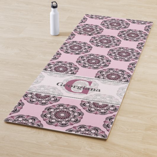 Individuelle Name Dusky Rose Cherry Blossom Dot Ma Yogamatte (Beispiel)
