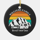 individuelle Name Familienurlaub Berg Road Trip Keramik Ornament (Vorne)
