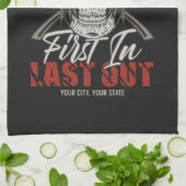 Individuelle Name Feuerwehrmann als Erster letzter Geschirrtuch (Gefaltet)