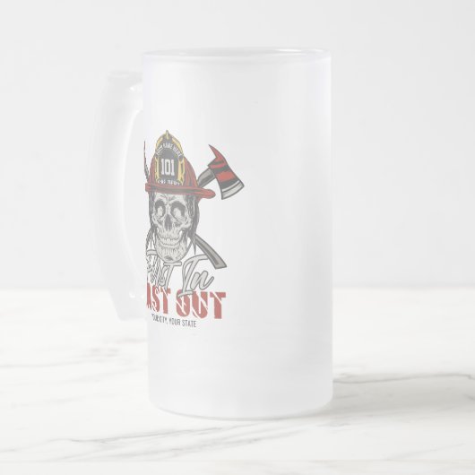 Individuelle Name Feuerwehrmann als Erster letzter Mattglas Bierglas (Vorderseite Links)