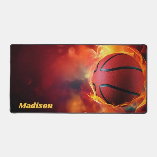 Individuelle Name Flaming Basketball Schreibtischunterlage (Vorderseite)