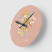 Individuelle Name Floral Boho Kinderzimmer Runde Wanduhr (Winkel)