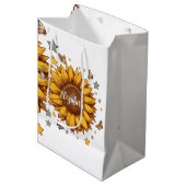 Individuelle Name für Retro-Sonnenblumengeschenk Mittlere Geschenktüte (Vorderseite Schrägansicht)
