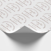 Individuelle Name Glückwunsch Newlyweds Hochzeit Geschenkpapier (Ecke)