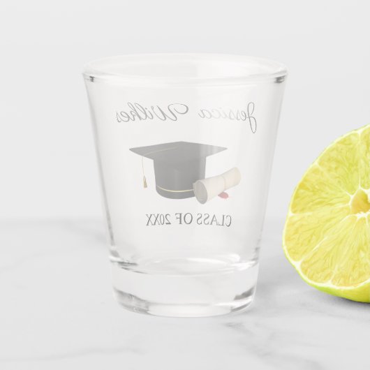 Individuelle Name Graduation Cap & Diploma Class Schnapsglas (Rückseite)