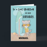 Individuelle Name Grandson Birthday Beach Funny Ra Karte<br><div class="desc">Was für eine lustige Karte für deinen Enkel! Ein Raccoon lehnt sich gegen ein Surfbrett,  das sehr cool aussieht! Er ist im Sand stehend,  und ein paar Muscheln umgeben ihn. Fügen Sie seinen Namen für eine wirklich persönliche Karte,  um seinen Geburtstag zu feiern!</div>