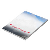 Individuelle Name; Grauer Berggipfel, wolkiger bla Notizblock (Rotiert)