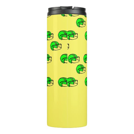 Individuelle Name-Grünfußballhelm gelb Thermosbecher (Rückseite)