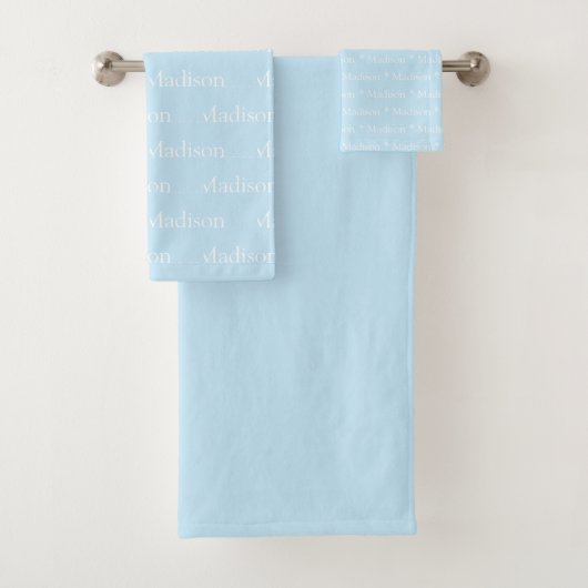 Individuelle Name hellblau, weißes Textmuster Badhandtuch Set (Insitu)
