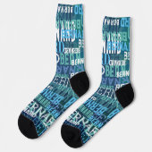 Individuelle Name in Schattierungen von Küstenblau Socken (Linkes Detail)