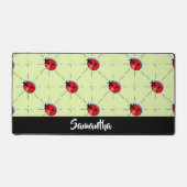 Individuelle Name-Ladybugs-Muster Schreibtischunterlage (Vorderseite)