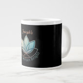 Individuelle Name Lotus - [NAME] Shines hell Jumbo-Tasse (Vorderseite Rechts)