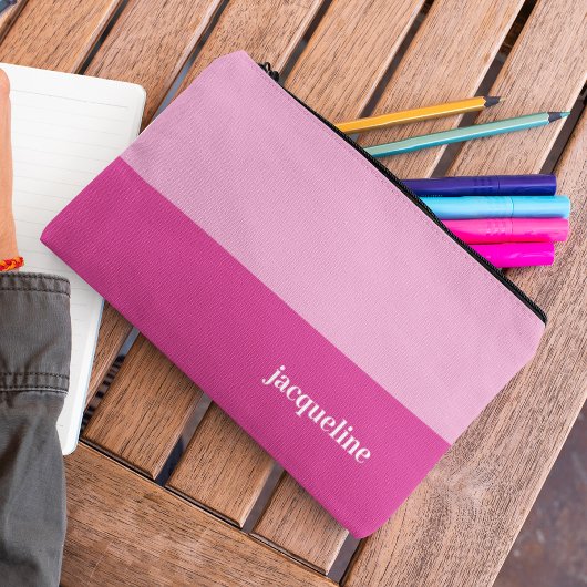Individuelle Name mit dunkelrosa, schlichter Optik Zubehörtasche