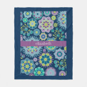Individuelle Name mit farbenfrohen Frühlingsmuster Fleecedecke (Vorderseite)