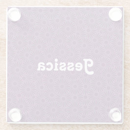 Individuelle Name mit violetten Blumen auf schwarz Glasuntersetzer (Rückseite)