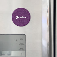 Individuelle Name mit violetten Blumen auf schwarz