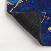 Individuelle Name Monogram Elegangold und Blue Aga Mousepad (Ecke)
