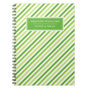 Individuelle Name-Muster für grüne Streifen Notizblock