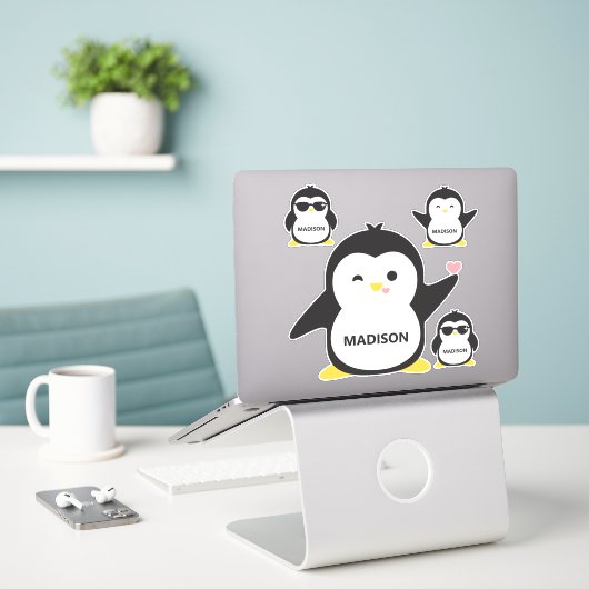 Individuelle Name Niedliche Pinguin-Aufkleber Aufkleber (Laptop auf Schreibtisch)