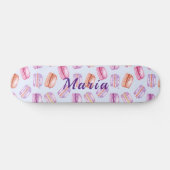 individuelle Name niedlicher Makronen Skateboard (Horizontal)