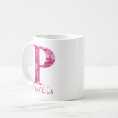 Individuelle Name Pink Floral Alphabet Letter "P"  Kaffeetasse (Vorderseite Links)