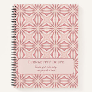Individuelle Name Pink Moderne Blumenchic Hübsch G Notizblock