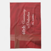 Individuelle Name Priester Anniversary Ordination Geschirrtuch (Vertikal)